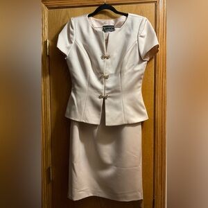 Vintage Alex Evenings Ivory Satin Short Sleeve Top with Bow Accents & Maxi Skirt